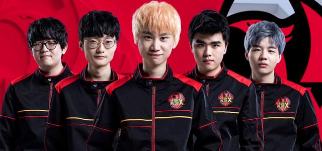 激烈斗殴的 激烈斗殴的